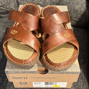 Born Womens Hayka Brown (Sedona) Fig Size 8 new sandal